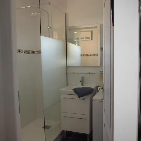 Appartement Les Balcons D'Azur Vernegues Exterior photo
